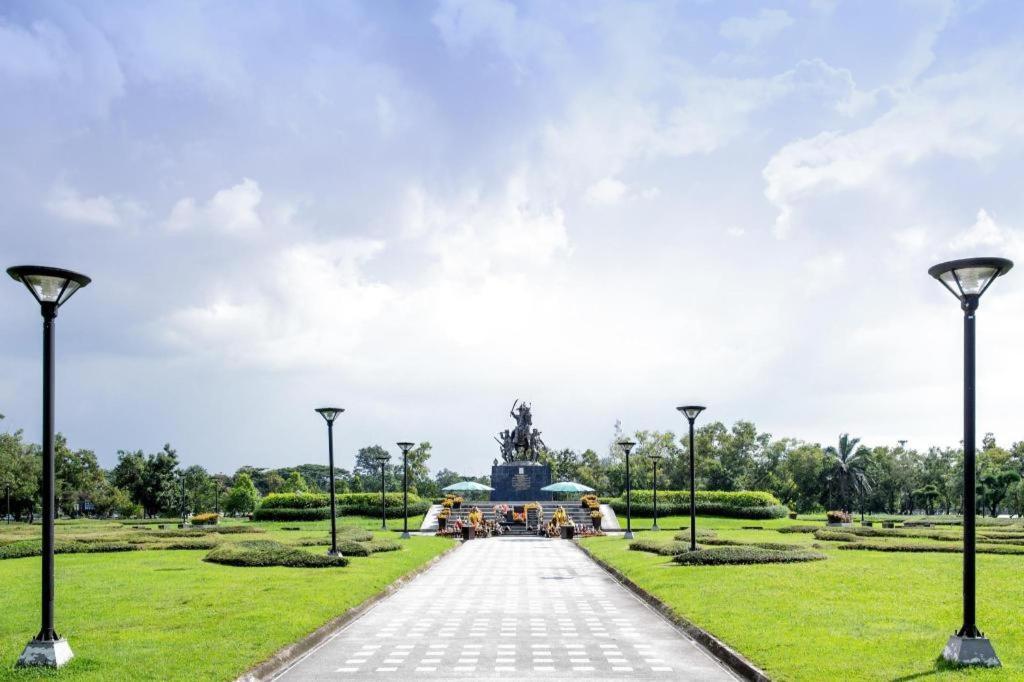 Bussarakam Place Hotel Chanthaburi Buitenkant foto