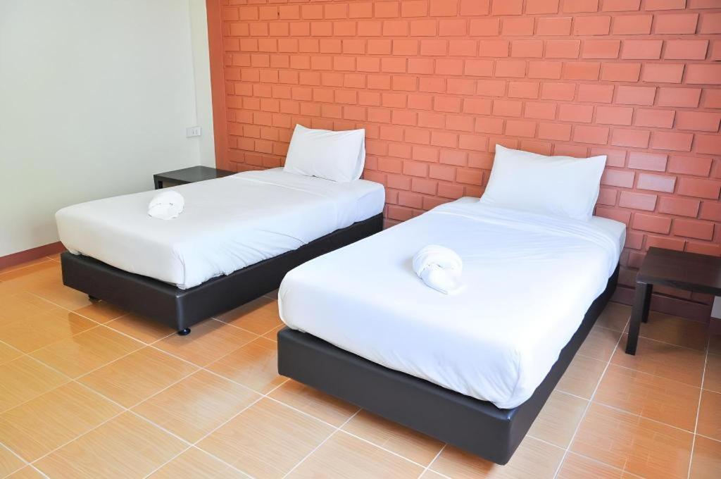 Bussarakam Place Hotel Chanthaburi Buitenkant foto